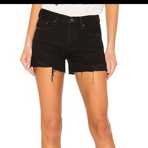NWT NEVER WORN: Free People Sofia Short in Black.